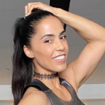 Fitness Model Andreia Brazier in Two-Piece Workout Gear Does "Plyometric Exercises"